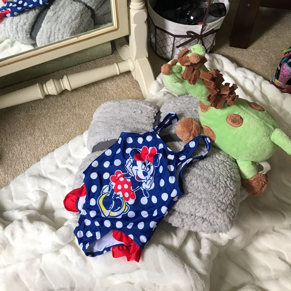 2T Bathing Suit Bundle Minnie and Hello Kitty